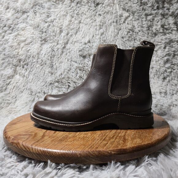 LL Bean Chelsea Ankle Boots Womens Size 7M Classic Brown Leather Brazil Made - Picture 2 of 9